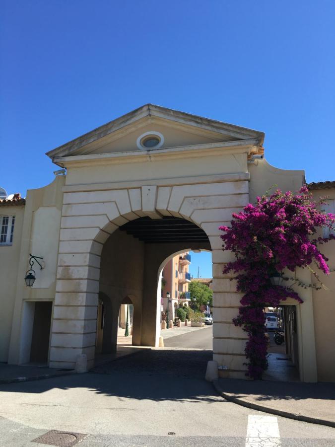 Apartment Port Grimaud Exterior photo
